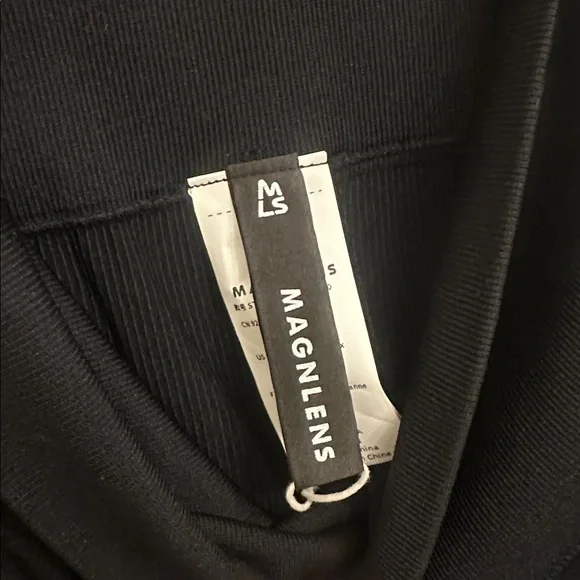 Magnlens NWT Black Seamless Gym Athletic Bike Shorts‎ Size S Trendy Form Fitting - Picture 4 of 5